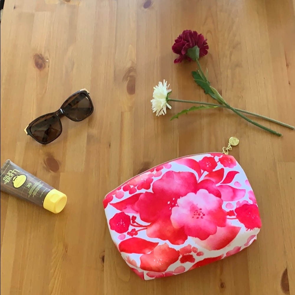 Cosmetic bag/ clutch